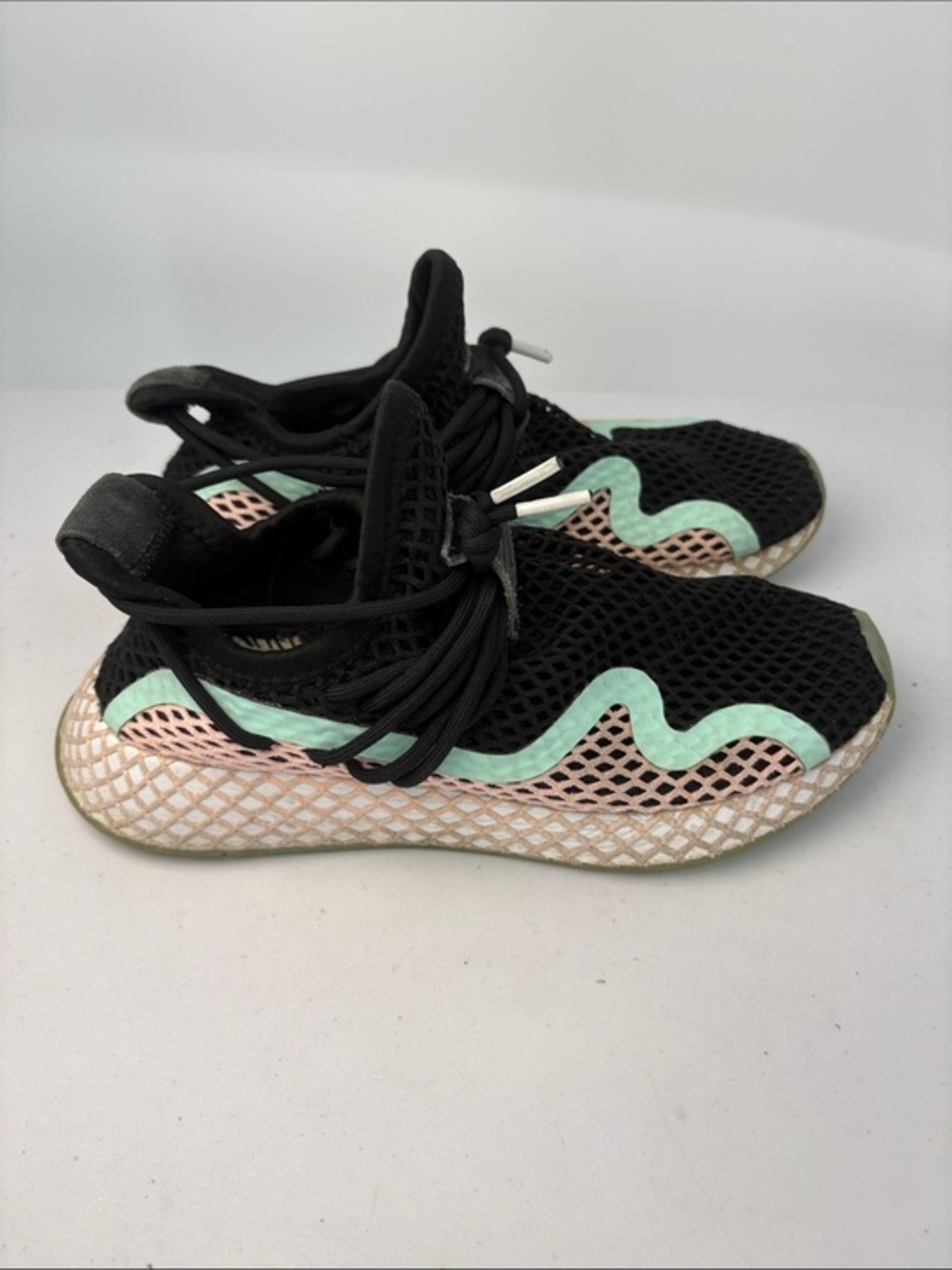 🧤adidas SHW 675001 Deerupt Black Sneakers with Mint Green Light Pink Accents